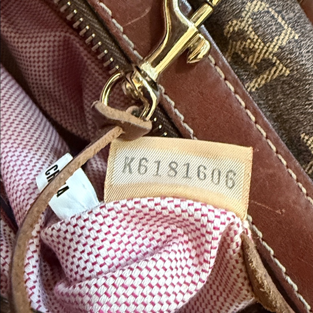 Dooney & Bourke Denim & Leather Brown Vintage Signature Monogram Anniversary Bag - Picture 8 of 11